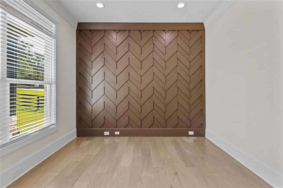 Image 86 of a home in .