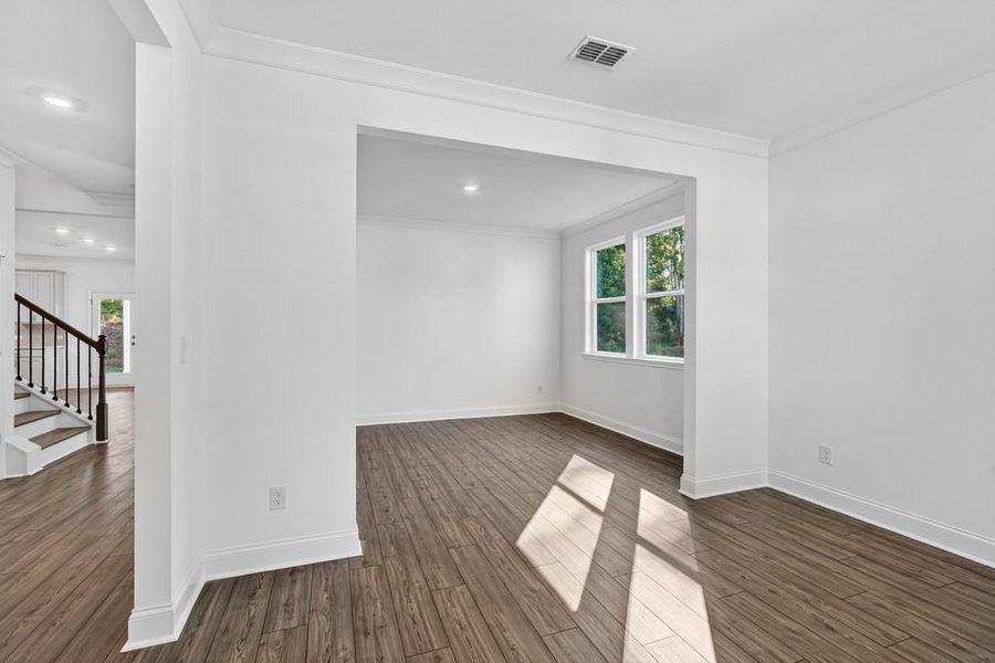 Spacious, unfurnished interior of a new home in Bailey Fence, Dacula (Image 42).