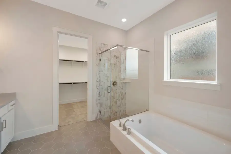 Owner's Bath