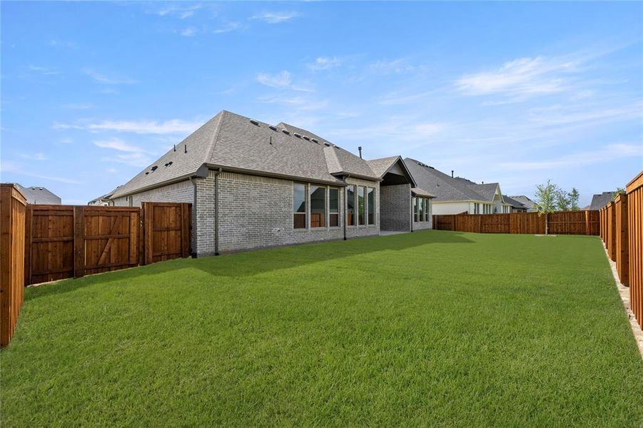 Front exterior of a new home in Legacy Gardens - 86', Prosper, TX, highlighting curb appeal (Image 18). Front exterior of a new home in Legacy Gardens - 86', Prosper, TX, highlighting curb appeal (Image 18).