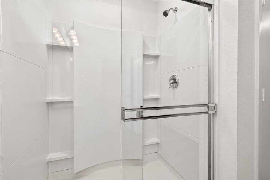 Large Walkin Shower