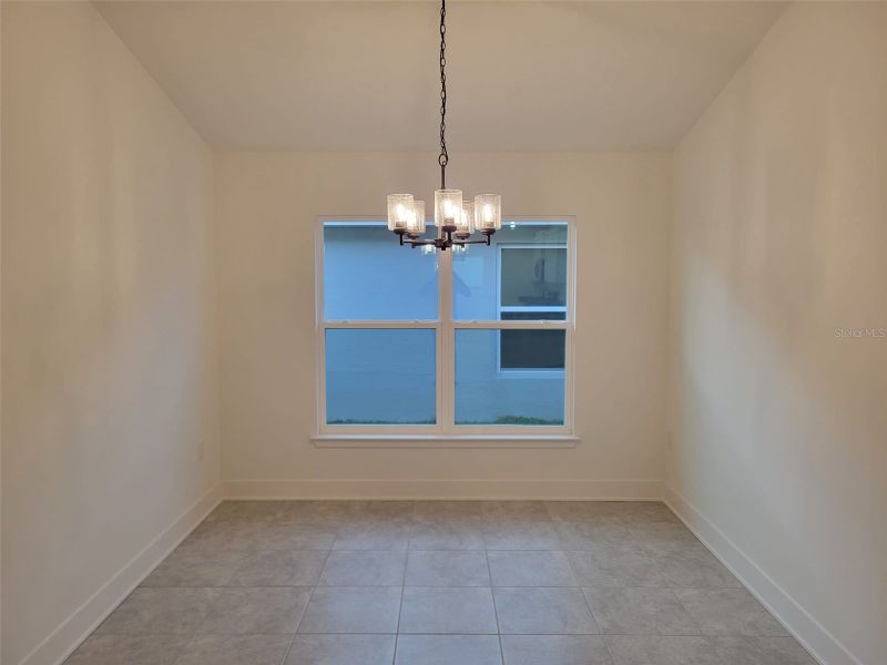 Spacious, unfurnished interior of a new home in Arbor Park, Leesburg (Image 12).