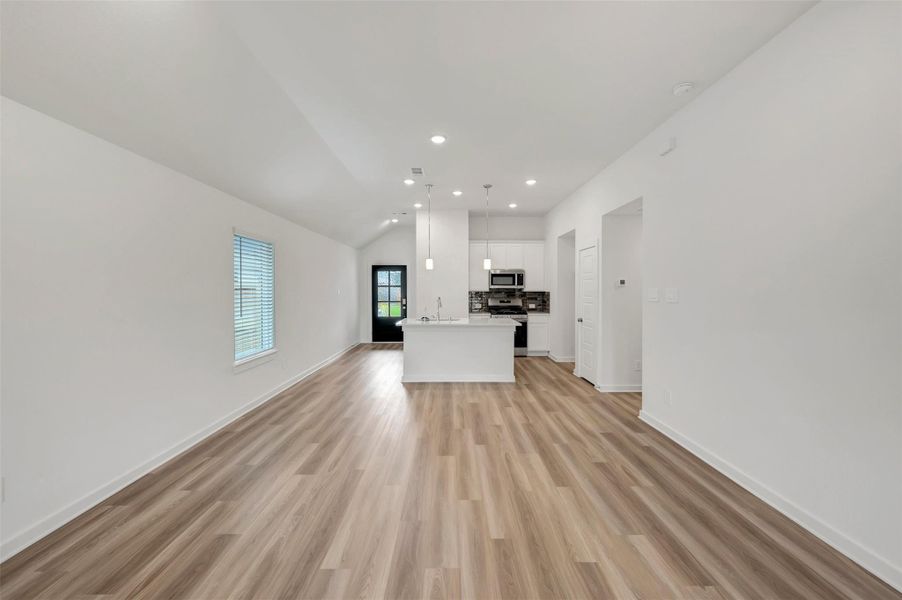 Spacious, unfurnished interior of a new home in Magnolia Ridge, Magnolia (Image 19).