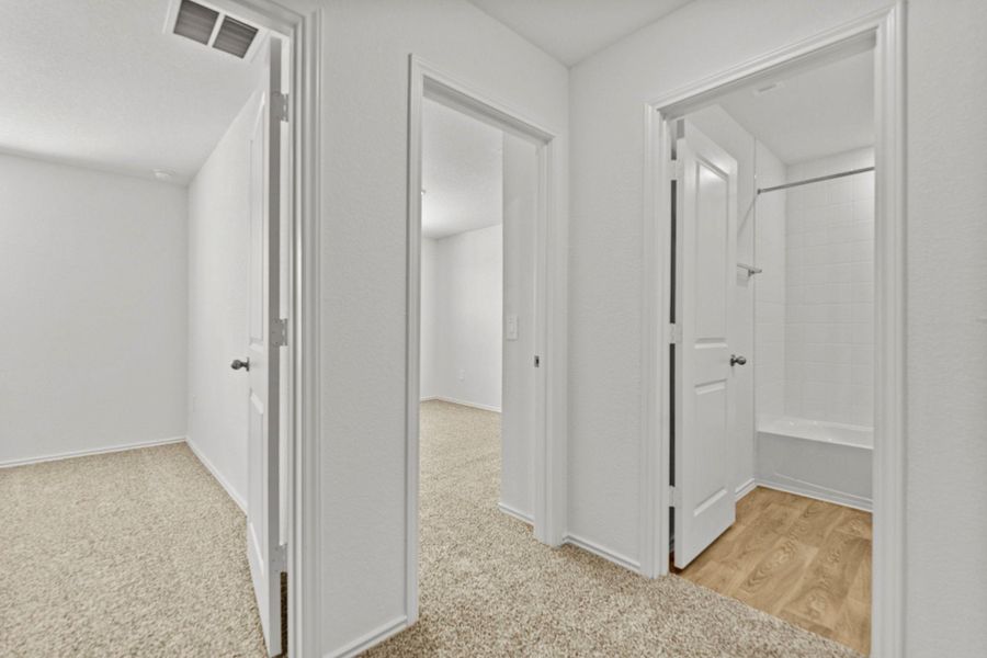 Spacious, unfurnished interior of a new home in Palomino, Manor (Image 34).