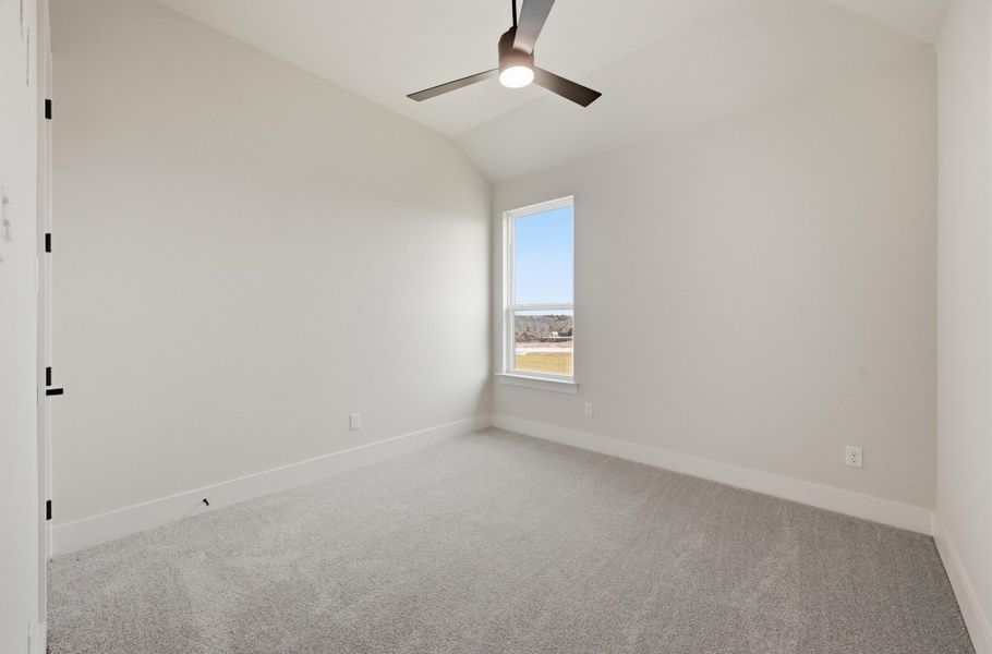 Spacious, unfurnished interior of a new home in Aledo Heights - Aledo ISD, Annetta (Image 24).