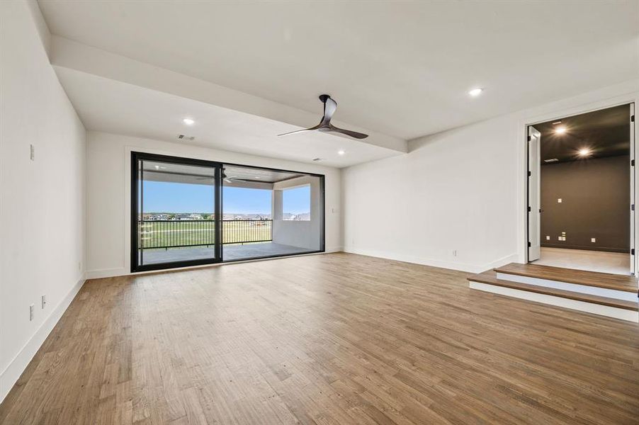 Spacious, unfurnished interior of a new home in The Resort on Eagle Mt. Lake, Fort Worth (Image 28).