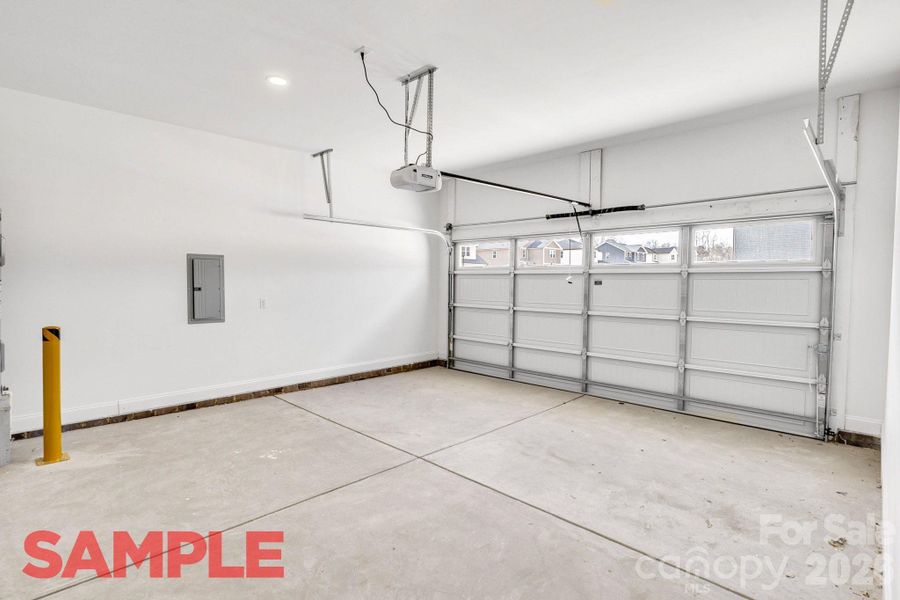 Spacious, unfurnished interior of a new home in , Kannapolis (Image 9).