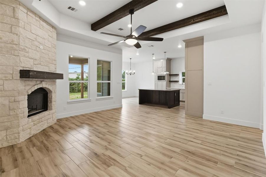 Spacious, unfurnished interior of a new home in , River Oaks (Image 32).