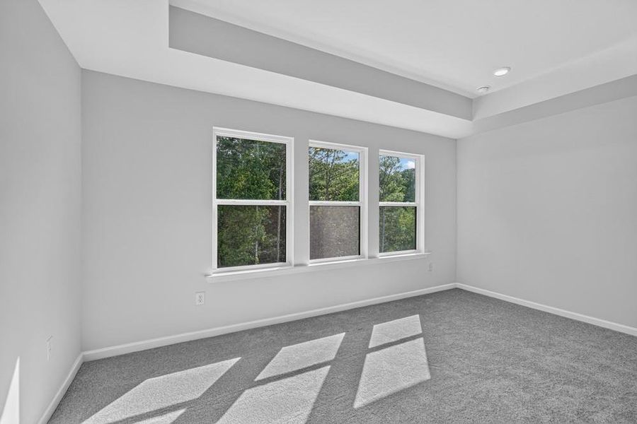 Spacious, unfurnished interior of a new home in Rosewood Farm, Lawrenceville (Image 31).