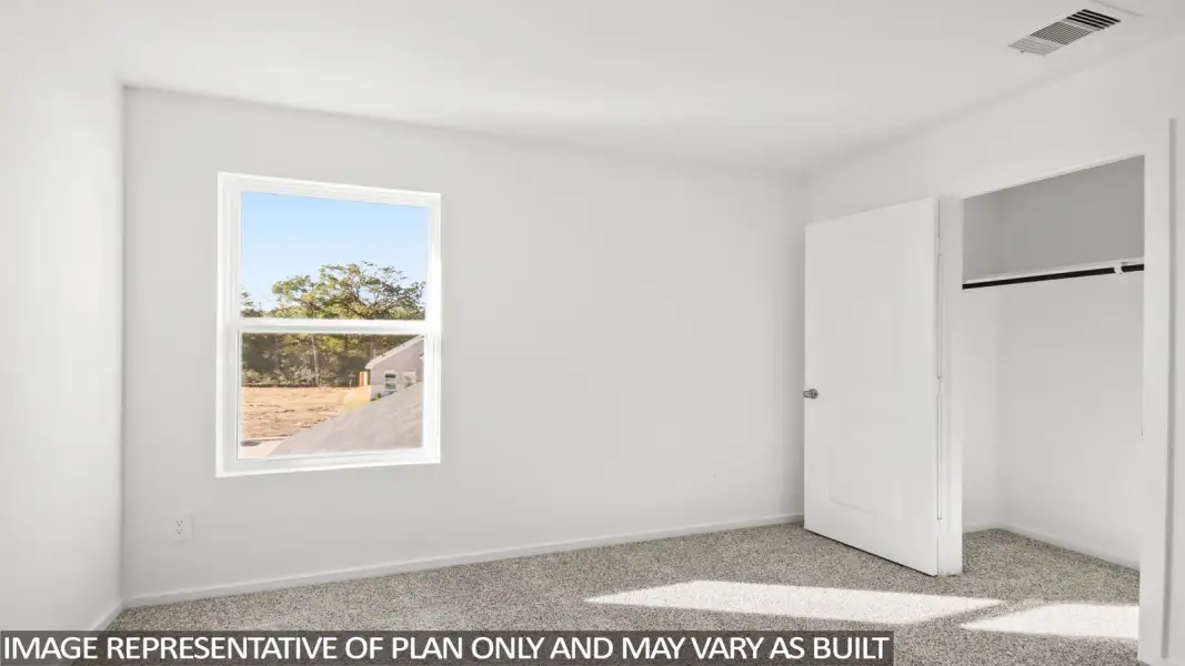 Spacious, unfurnished interior of a new home in Silverthorne, Conroe (Image 17). Spacious, unfurnished interior of a new home in Silverthorne, Conroe (Image 17).