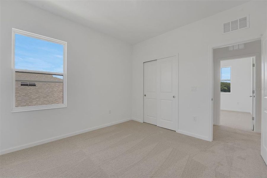 Spacious, unfurnished interior of a new home in Reserve at Hammock Oaks, Lady Lake (Image 14). Spacious, unfurnished interior of a new home in Reserve at Hammock Oaks, Lady Lake (Image 14).