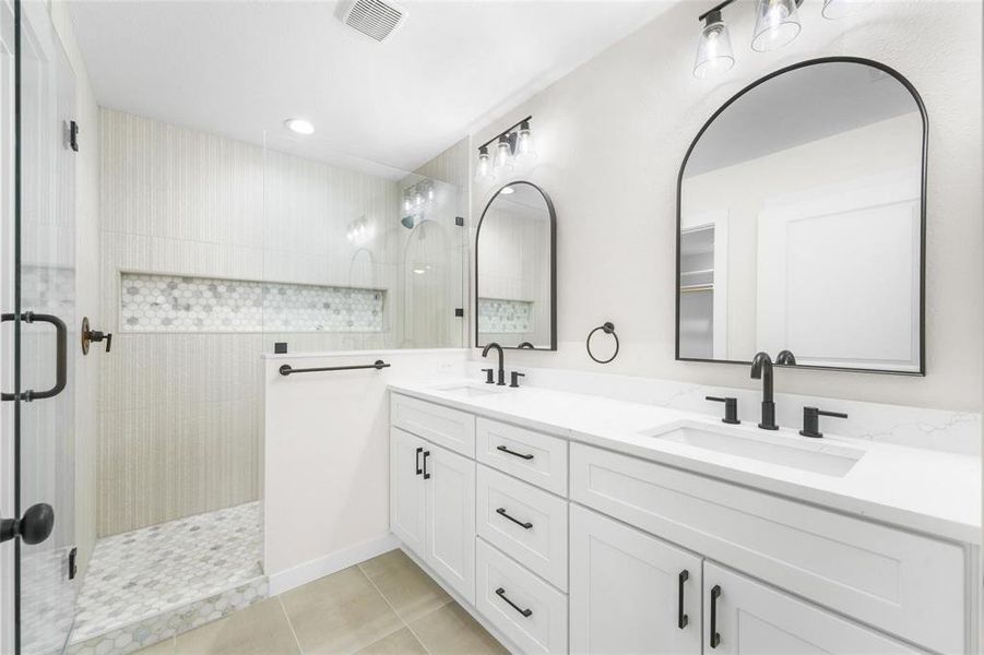 Furnished interior view inside a new home in , Dallas (Image 12).