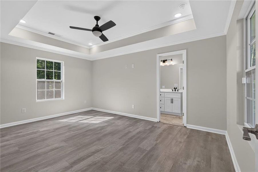 Spacious, unfurnished interior of a new home in , Jonesboro (Image 14).