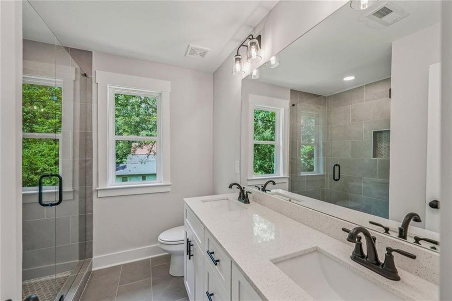 Furnished interior view inside a new home in , Atlanta (Image 33).