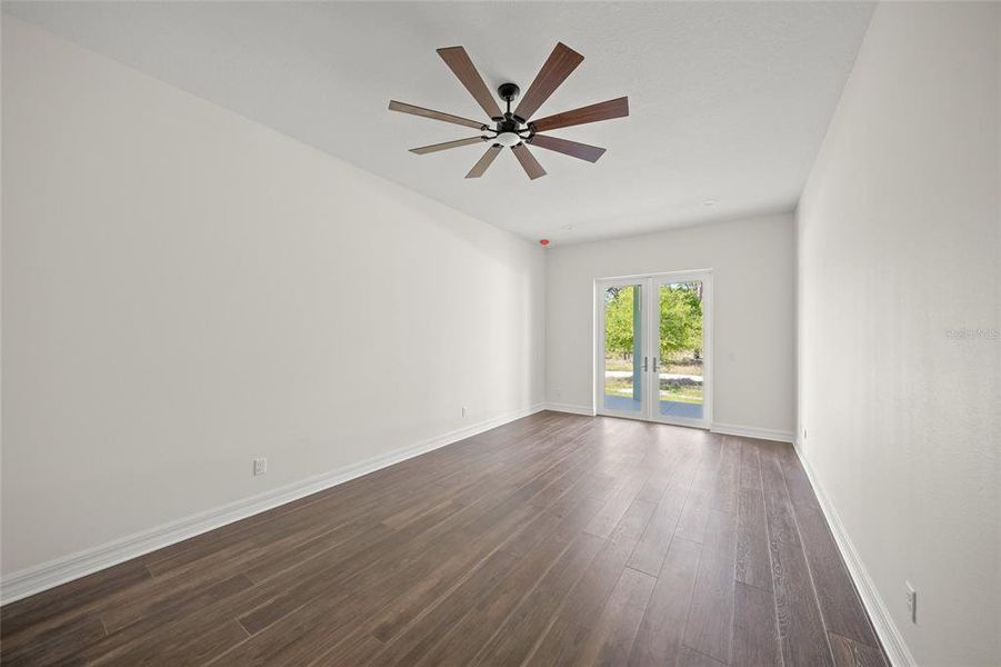 Spacious, unfurnished interior of a new home in , North Port (Image 13).