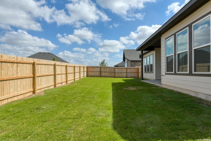 Exterior details and patio area of a home in Saddlebrook Ranch, Schertz (Image 3).