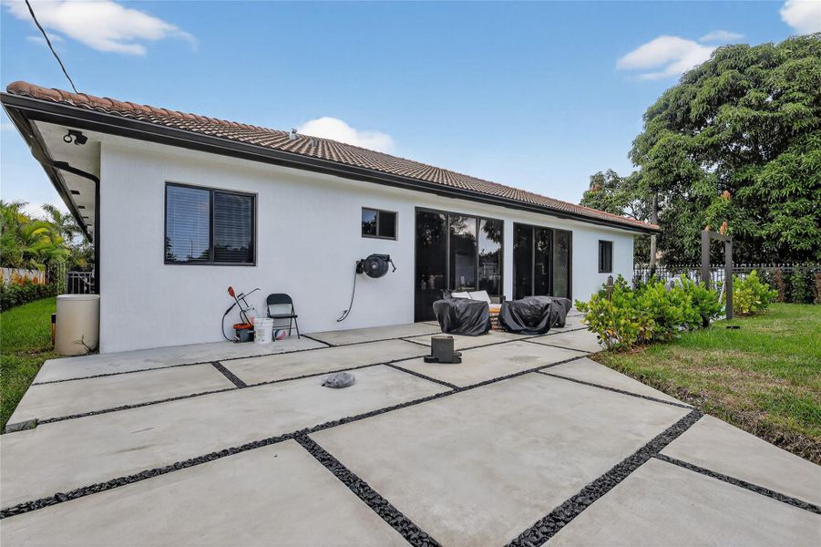 Image 18 of a home in .