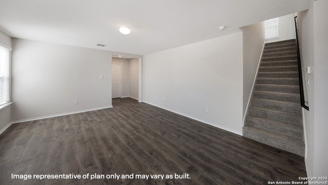 Spacious, unfurnished interior of a new home in Brookstone Creek, San Antonio (Image 13).