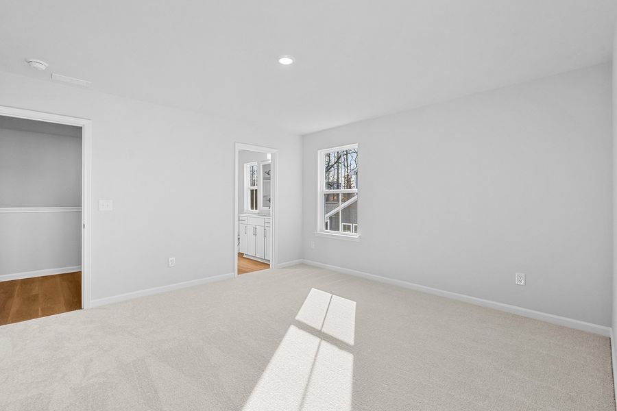 Spacious, unfurnished interior of a new home in Fieldstone, Lexington (Image 36). Spacious, unfurnished interior of a new home in Fieldstone, Lexington (Image 36).