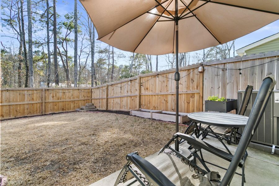 Exterior details and patio area of a home in , Summerville (Image 4).