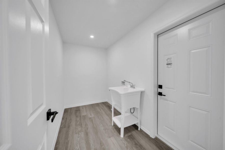 Spacious, unfurnished interior of a new home in , Lehigh Acres (Image 12). Spacious, unfurnished interior of a new home in , Lehigh Acres (Image 12).