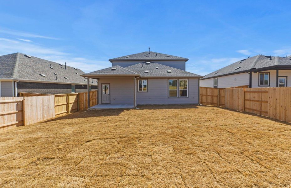 Exterior details and patio area of a home in Patterson Ranch, Georgetown (Image 20).