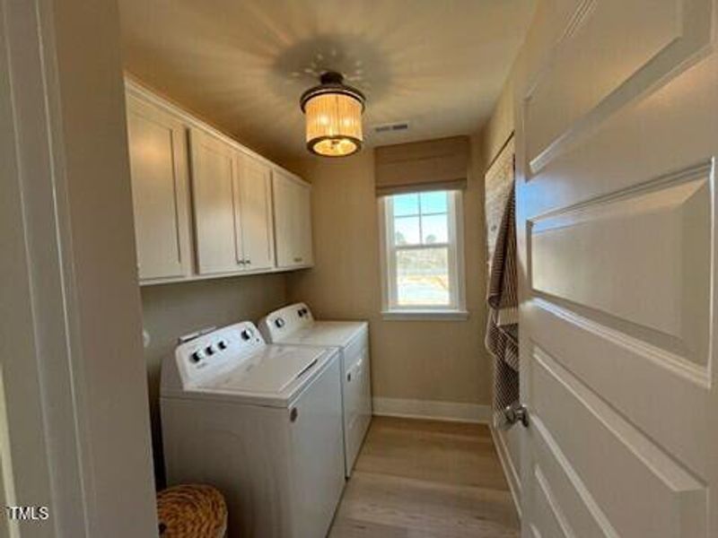 PictureCALLAWAY LAUNDRY ROOM