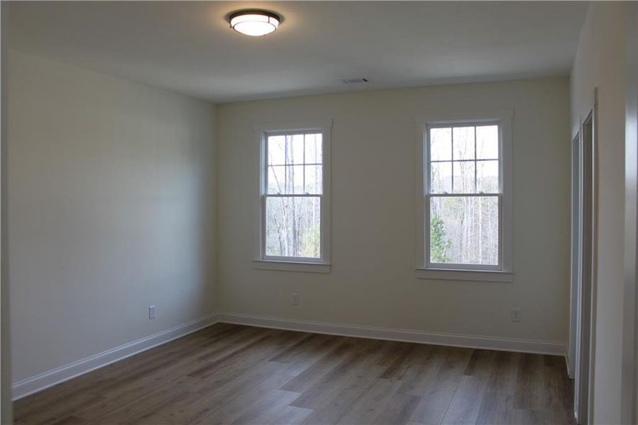 Spacious, unfurnished interior of a new home in , Milton (Image 38).