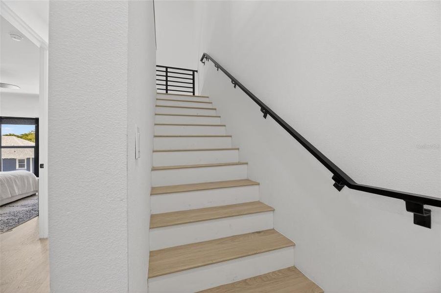 Spacious, unfurnished interior of a new home in , Tampa (Image 23).