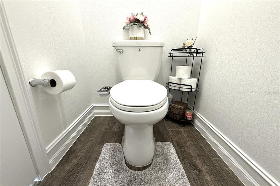 Furnished interior view inside a new home in , Lutz (Image 8).