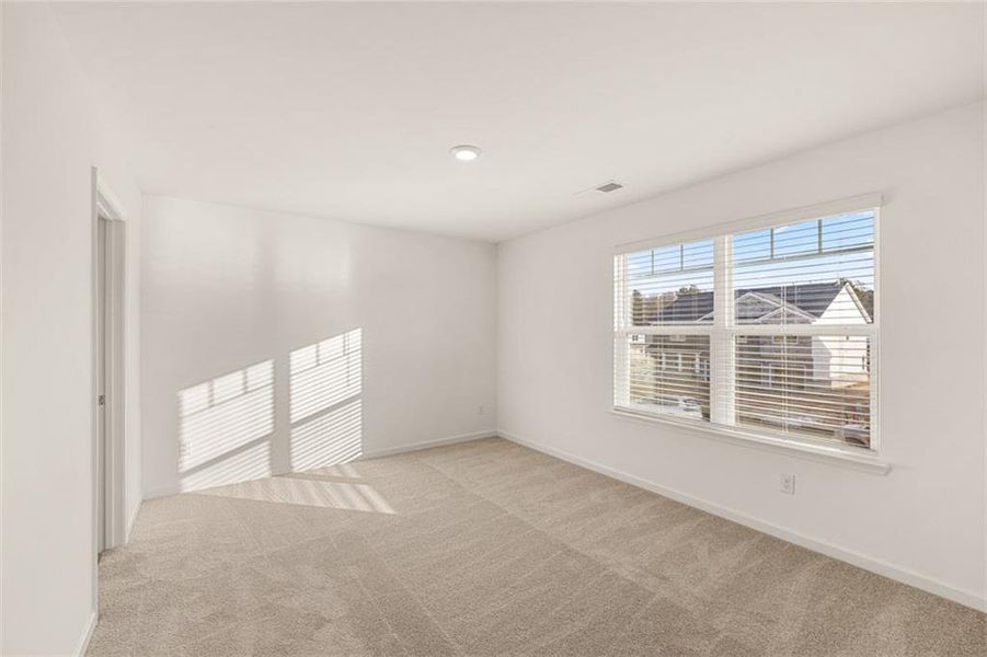 Spacious, unfurnished interior of a new home in Independence, Loganville (Image 25).