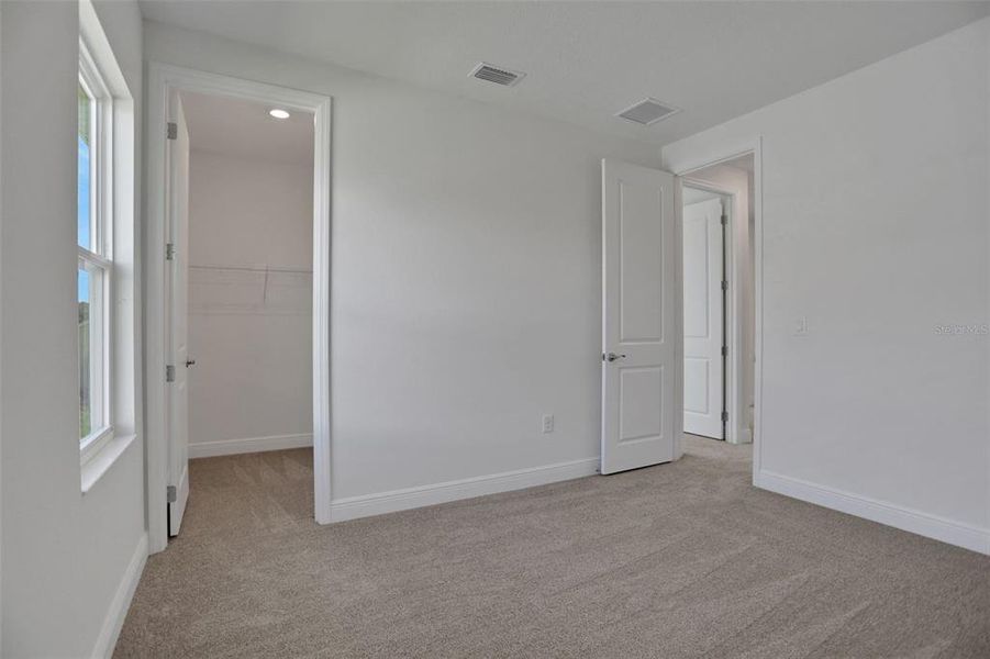 Spacious, unfurnished interior of a new home in Seaire, Parrish (Image 29).