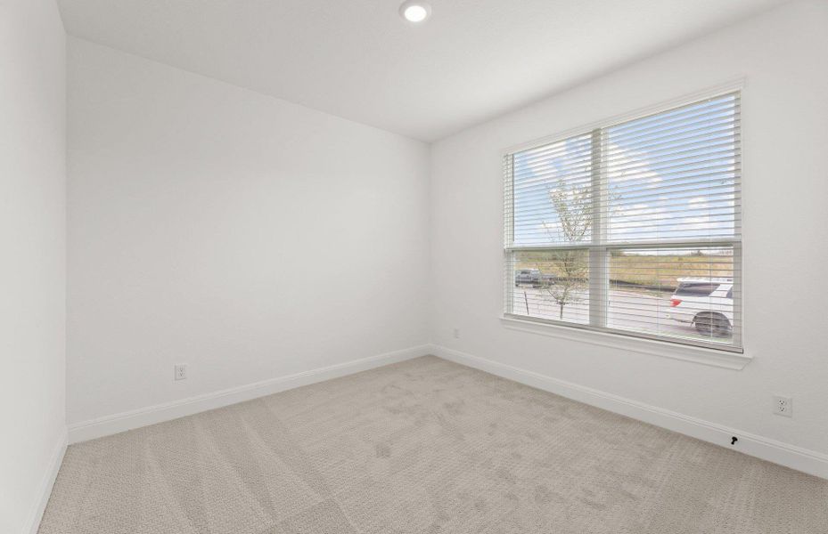 Spacious, unfurnished interior of a new home in Lagos, Manor (Image 9). Spacious, unfurnished interior of a new home in Lagos, Manor (Image 9).