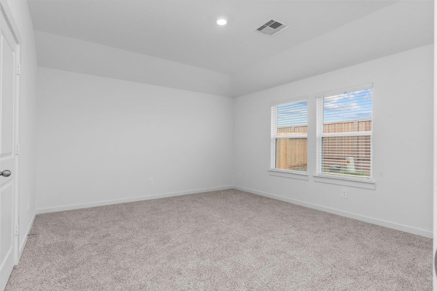 Spacious, unfurnished interior of a new home in Tamarron, Fulshear (Image 29). Spacious, unfurnished interior of a new home in Tamarron, Fulshear (Image 29).