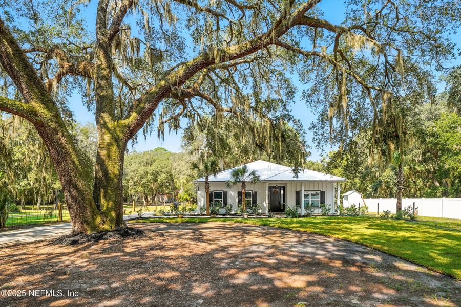 Image 27 of a home in . Image 27 of a home in .