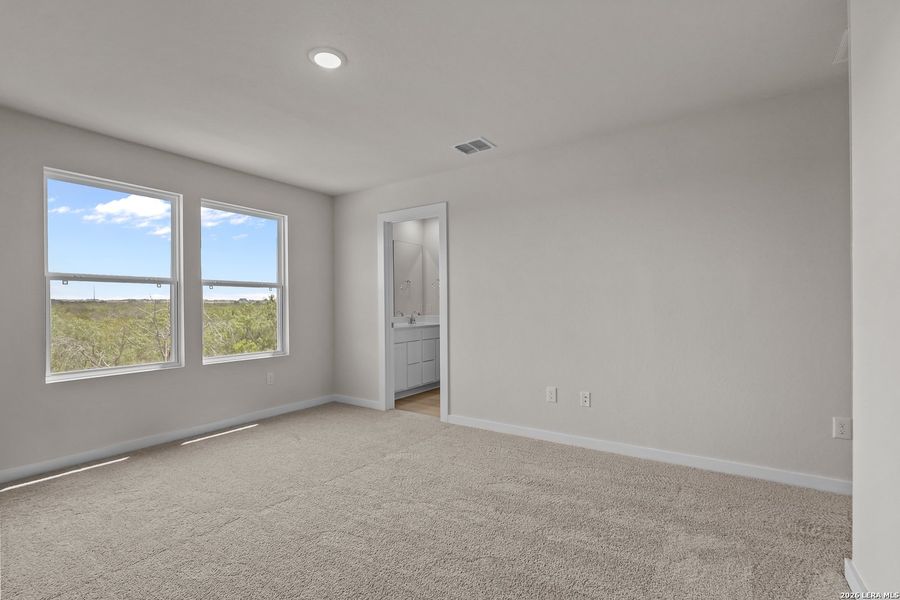 Spacious, unfurnished interior of a new home in Summerlin, San Antonio (Image 27). Spacious, unfurnished interior of a new home in Summerlin, San Antonio (Image 27).