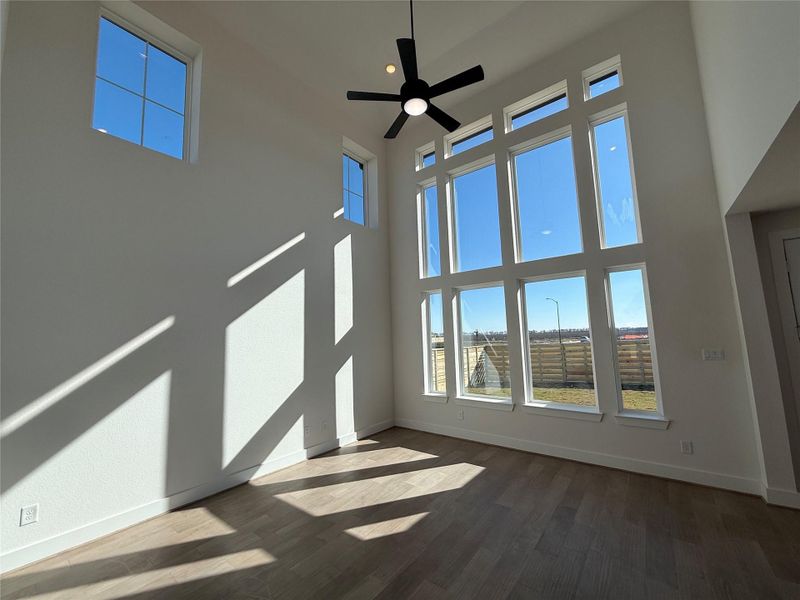 Spacious, unfurnished interior of a new home in Austin Point, Richmond (Image 15).