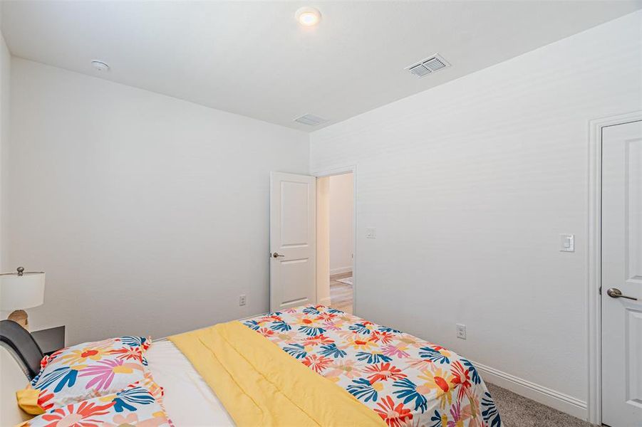 Furnished interior view inside a new home in Stoneridge, Melissa (Image 6). Furnished interior view inside a new home in Stoneridge, Melissa (Image 6).