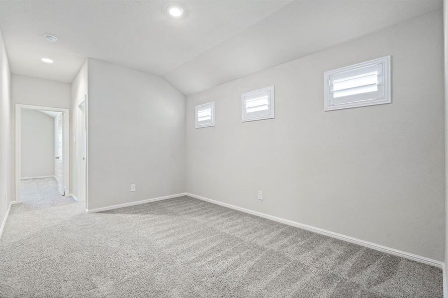 Spacious, unfurnished interior of a new home in , Fort Worth (Image 20).