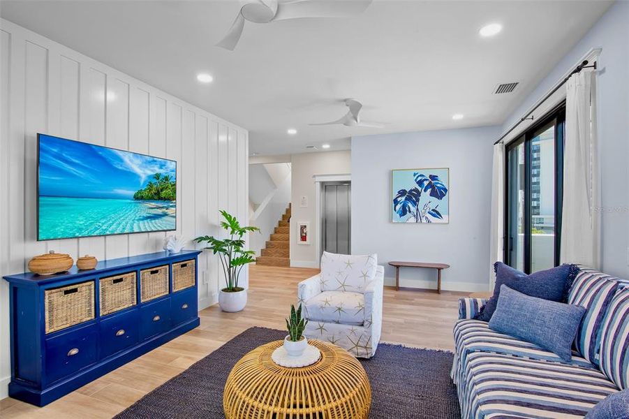 Furnished interior view inside a new home in , Sarasota (Image 41).