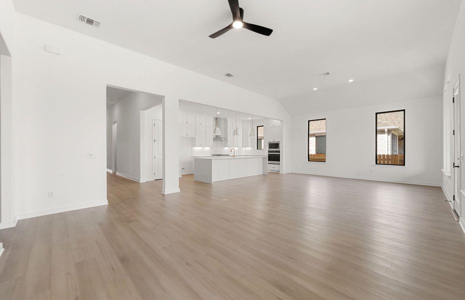 Representative unfurnished interior of a home built from the Dobbin by Pulte Homes in 6 Creeks, Kyle (Image 31).