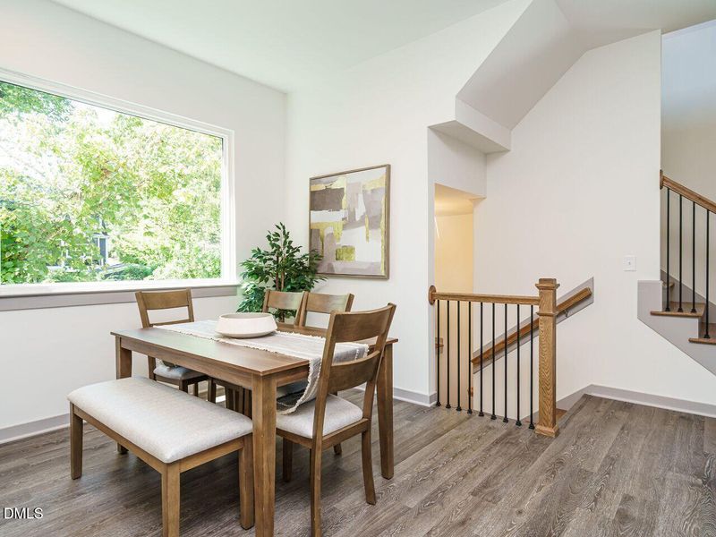 013-1280x960-dining-room