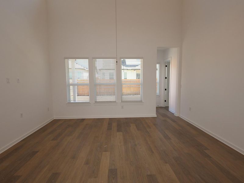 Spacious, unfurnished interior of a new home in Estancia West, Manchaca (Image 14).