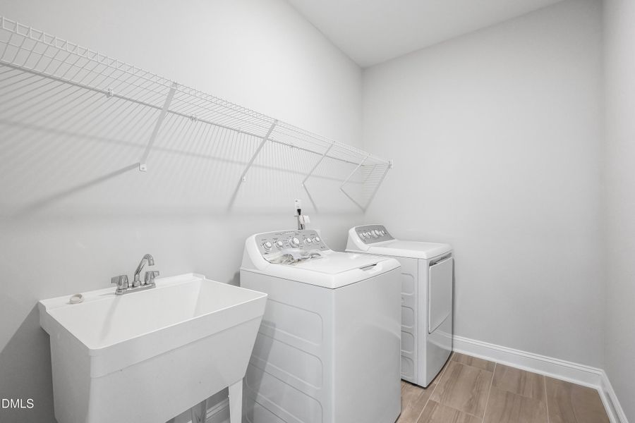 SUN_EdgeAuburn_Pic_1120TopazCave-37