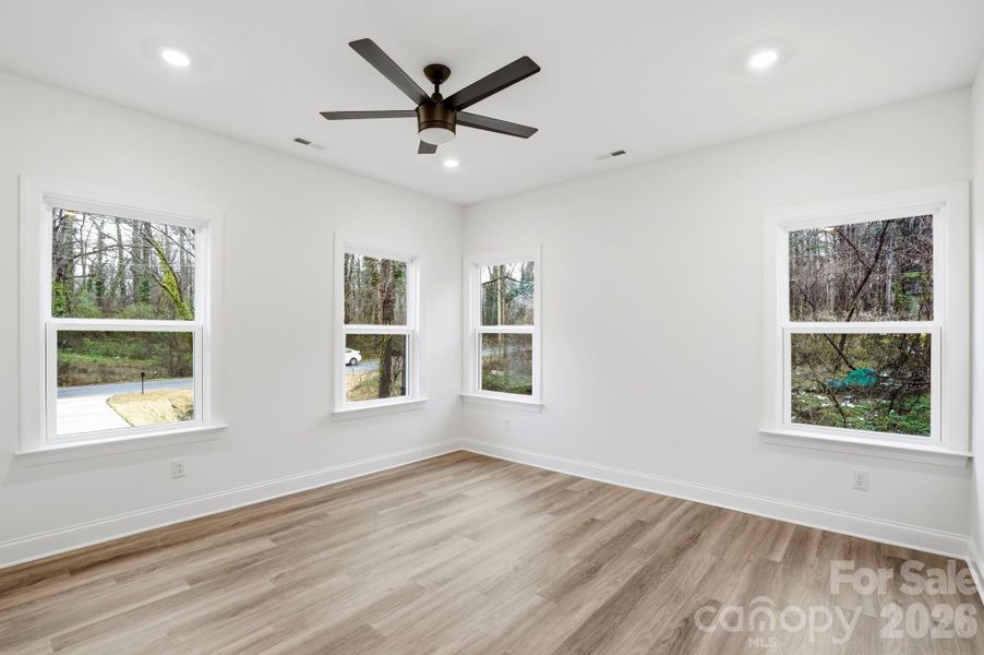 Spacious, unfurnished interior of a new home in , Gastonia (Image 28).