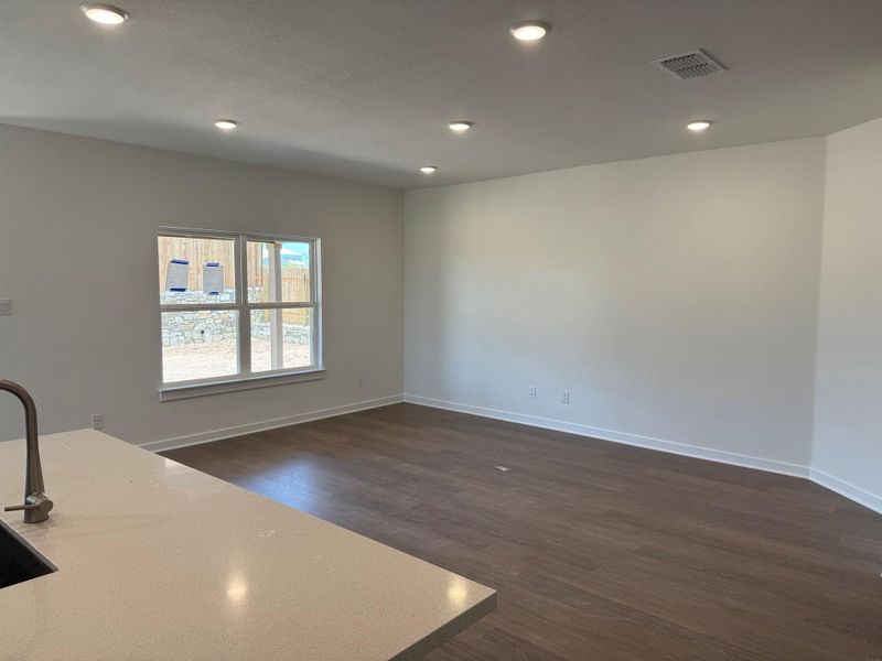Spacious, unfurnished interior of a new home in Hunters Glen, Jarrell (Image 13). Spacious, unfurnished interior of a new home in Hunters Glen, Jarrell (Image 13).