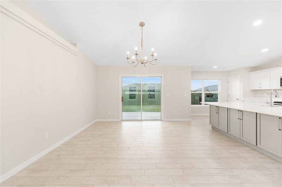 Spacious, unfurnished interior of a new home in , Belleview (Image 30).