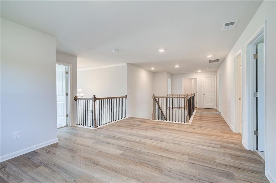 Spacious, unfurnished interior of a new home in Adagio, Dacula (Image 23).