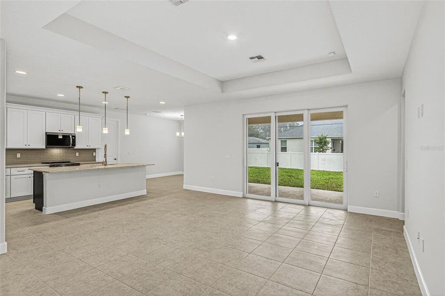 Spacious, unfurnished interior of a new home in , Palm Bay (Image 20).