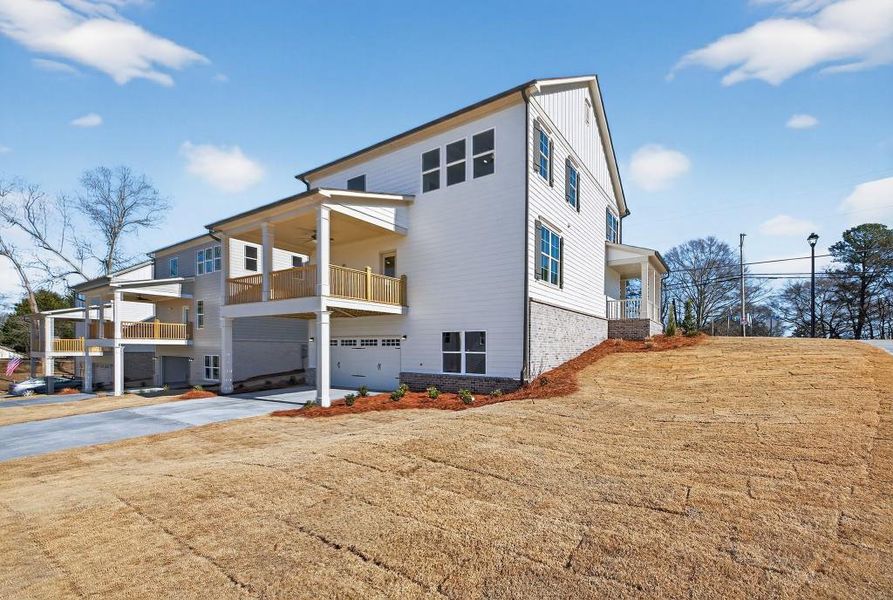 Exterior details and patio area of a home in Hemingway, Flowery Branch (Image 3).